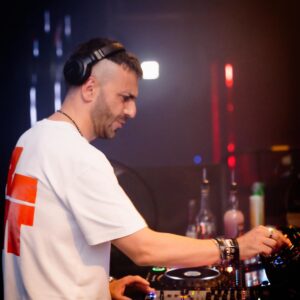 Video Feedback - Riot Label
